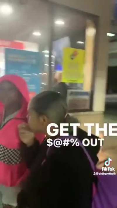 dominoes guy has enough of karens shit and goes off on her