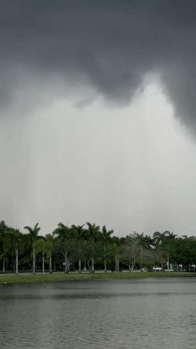 Approaching strong storm timelapse