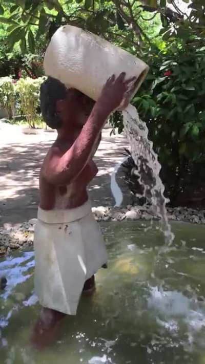 Any contribution to the fountain is accepted