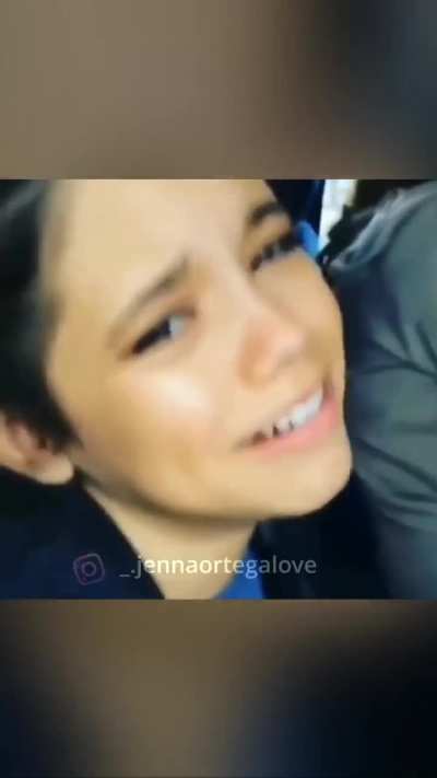 😳