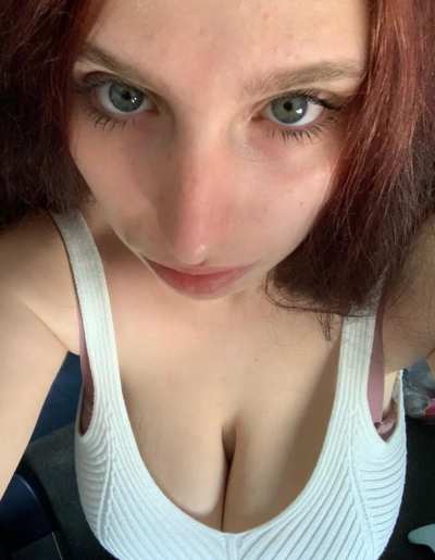 having big boobs is nice, I figured sharing is caring... I hope you like them :) daddy