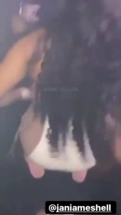 Twerk 🍑🐶 InDaClub