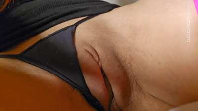Testing to see who can guess whether I shave or wax.