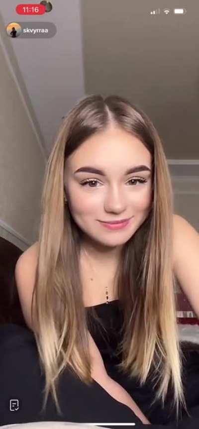 skvyrraa - Soles for gifts Live!