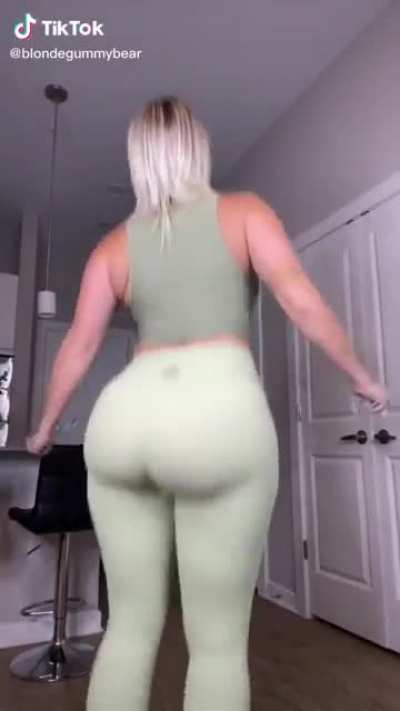 Jump that rope sexy