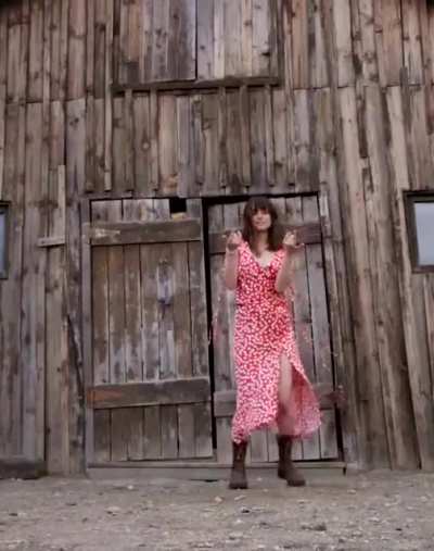 Ana Dancing