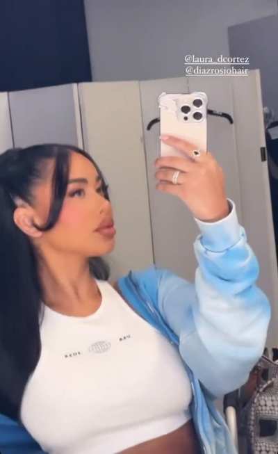 Latina beauty queen 