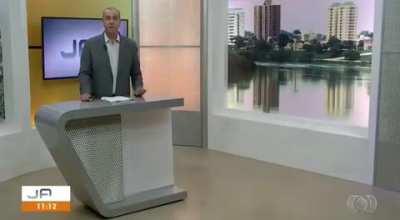 quem mandou colocar pau e pai t&atilde;o perto no dicion&aacute;rio?