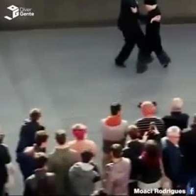 МиккиМаус