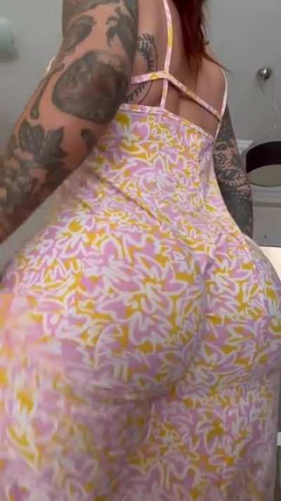 I hope you don&rsquo;t mind an ass with a few dimples