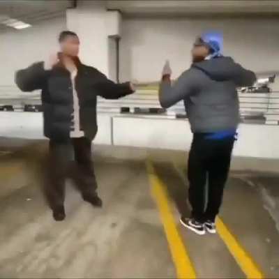 fight epic funny haha!! 😳😳