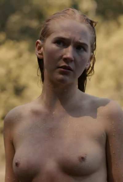 Gina Stiebitz - Dark S2E6