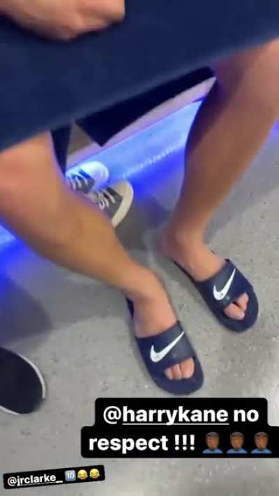 Tanguy catches Jack Clarke wearing Harry&rsquo;s sliders