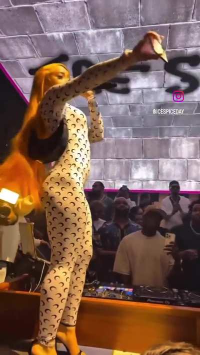 someone needa find that footage