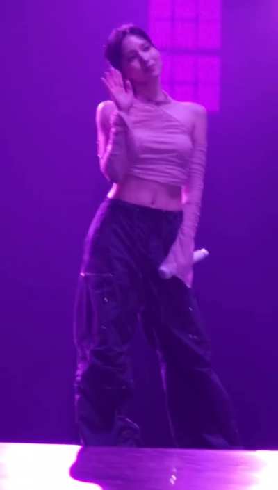 230902 Mina
