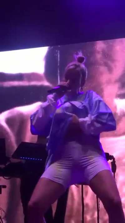 Tits