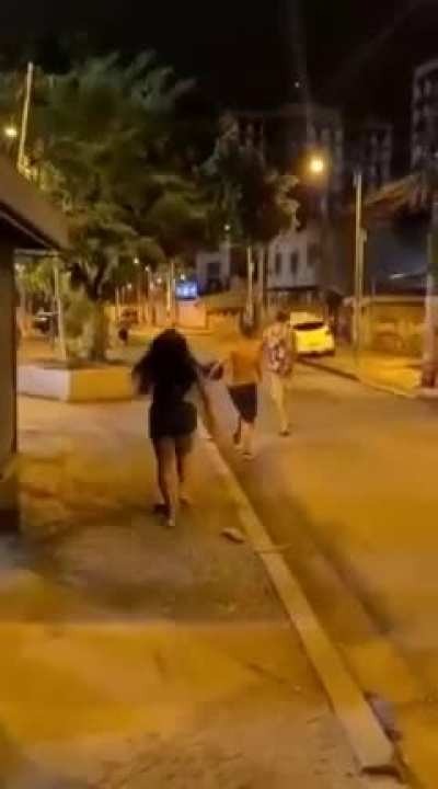 Vai com o rabetão