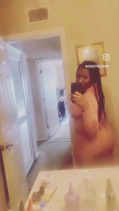 Phat ass jiggle 