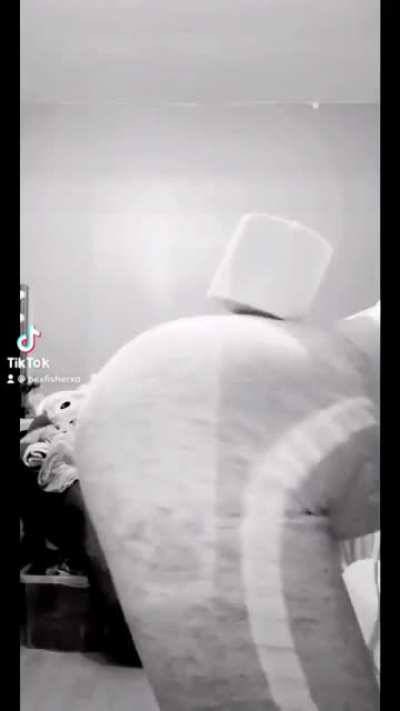 it&rsquo;s hard to do when it jiggles:)