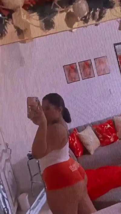 Thick booty 