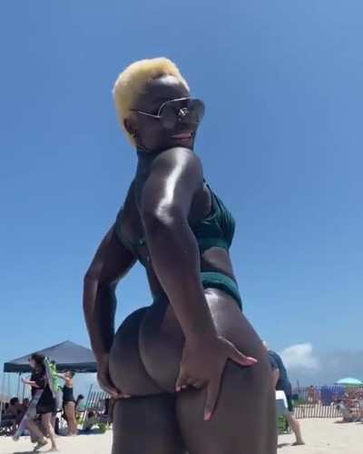 Dark &amp;amp; Lovely