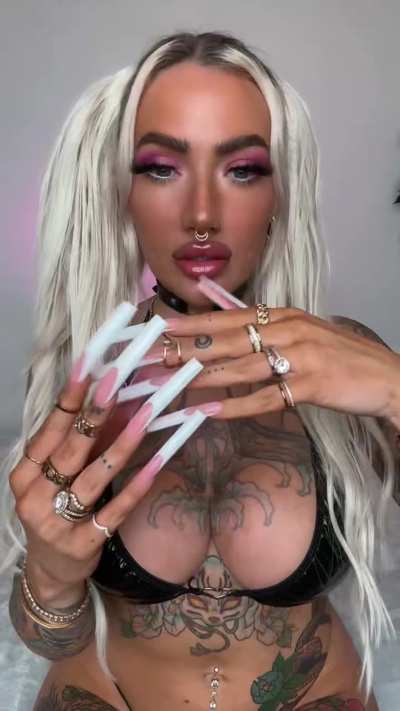 Long nail ASMR