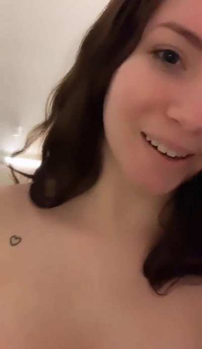 Hit the up arrow &amp;amp; i'll send an instaant nude, Let&rsquo;s have fun and h.ookup my place. t.ext on T.elegram💕 lexilore99
