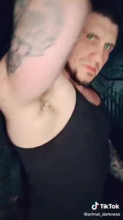 Oh no it's alpha senpai