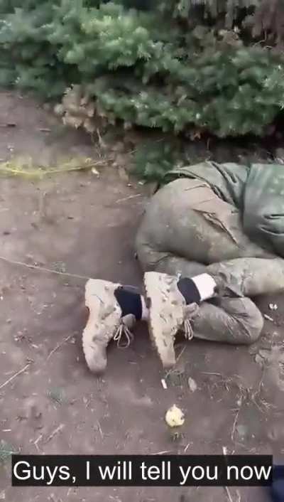 Russian Soldiers Being Beaten for &lsquo;Taking Drugs and Getting Comrades Killed&rsquo; Video of previously posted article, with generated translation