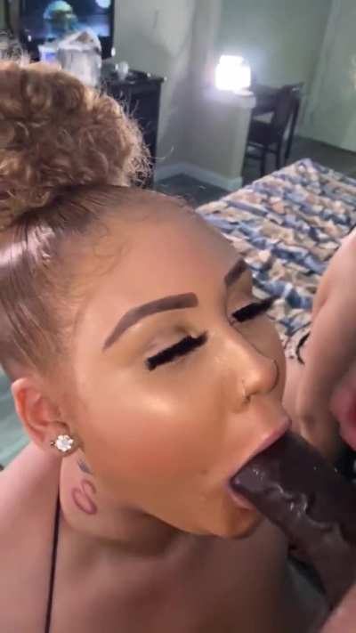 Simone Richards Sucks Dick