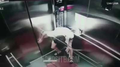 Let's carry this sheet of glass in the elevator. What could go wrong?