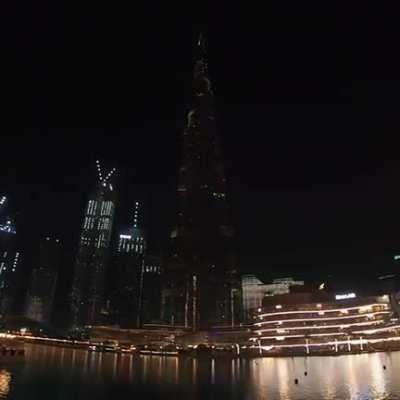 World&rsquo;s tallest tower Burj Khalifa (برج خليفة&lrm;) in Dubai displays 'Stay Strong India' to express solidarity with India.