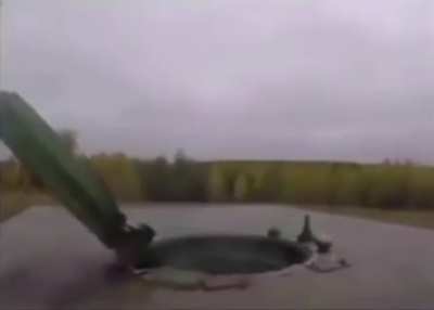 Putin attempts to nuke Ukraine