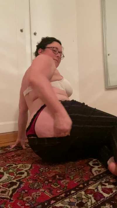 Thick thighs to make your d/ick rise