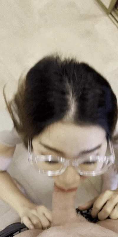 Say "yeah" if you have cock bigger than 4 inches