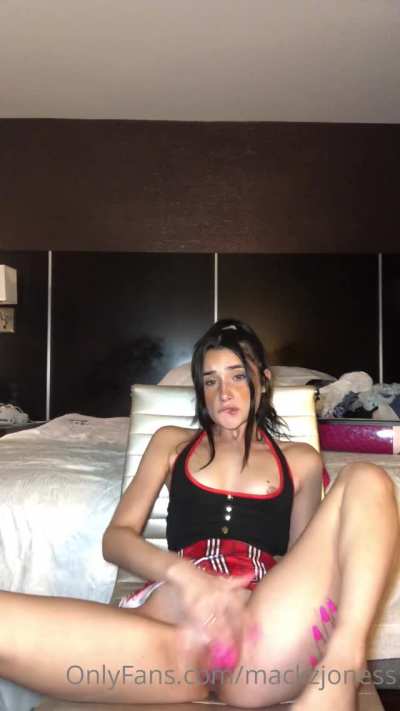 🔥 NEW🔥 Mackzjoness School Uniform Masturbation Vid + her full MEGA (Posted October 18th!)