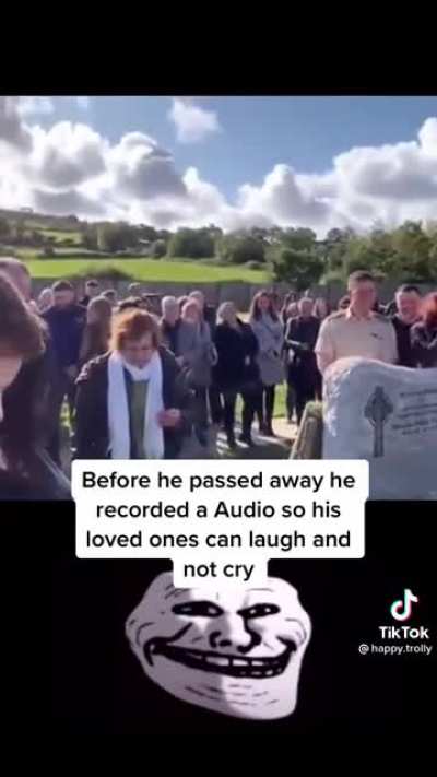 At the funeral 😯