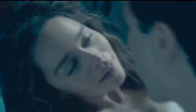 Emilia Clarke&rsquo;s face when you drive your 9 inch cock into her tight pussy