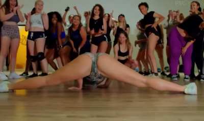 One of Nastya Nass&rsquo;s best sequences 🥵🍑
