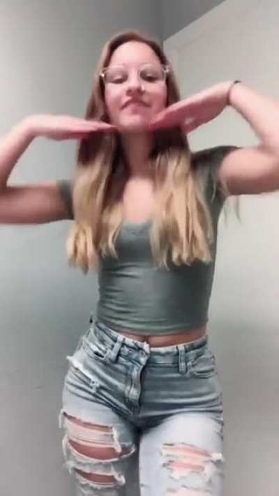 Natural slim thick blonde pt.2