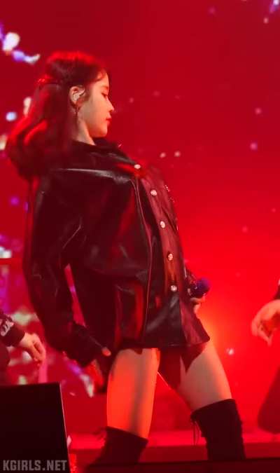 IU