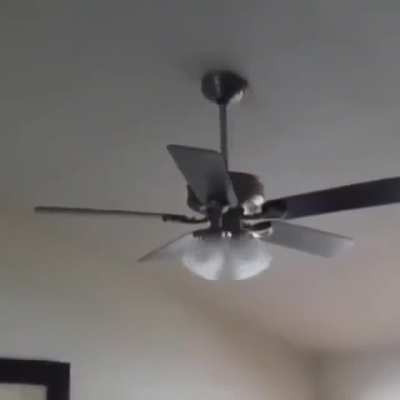 Cursed_lightbulbs