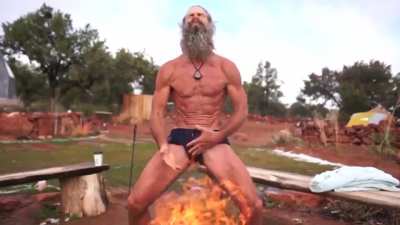 Don't forget to warm-up before you start in a new week of buy, hodl &amp;amp; vote! 🦍💎💎