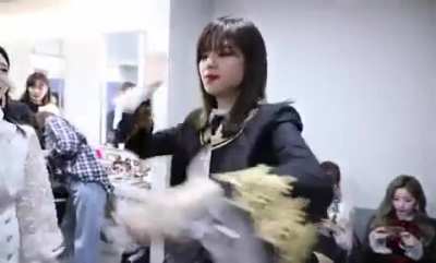 190215 - Jeongyeon & Nayeon (2yeon)