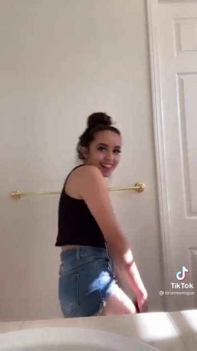 Cutie w a booty