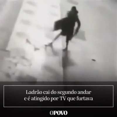 Man tries to rob house in Brazil, gets away trough the window, falls trough awning and the TV he was trying to steal falls on his head