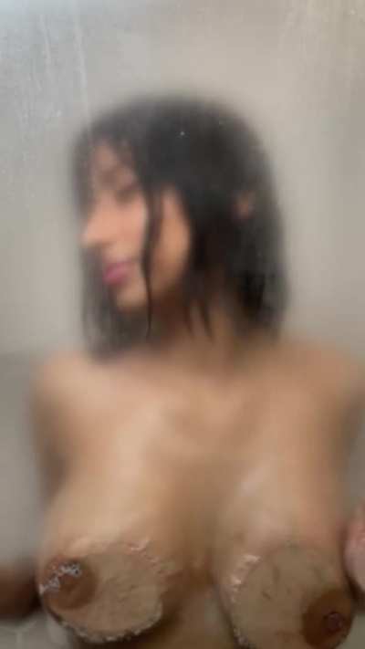 I tried doing this boobs in glass thing, did you like it?