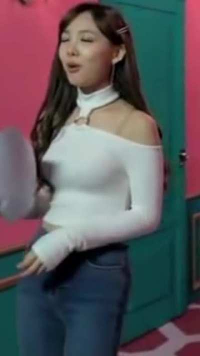 IM NAYEON