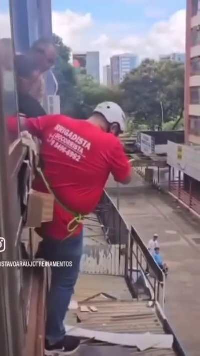 Zip line 
