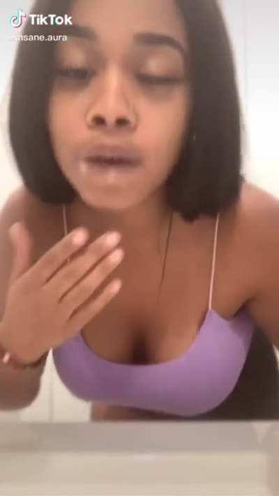 😳
